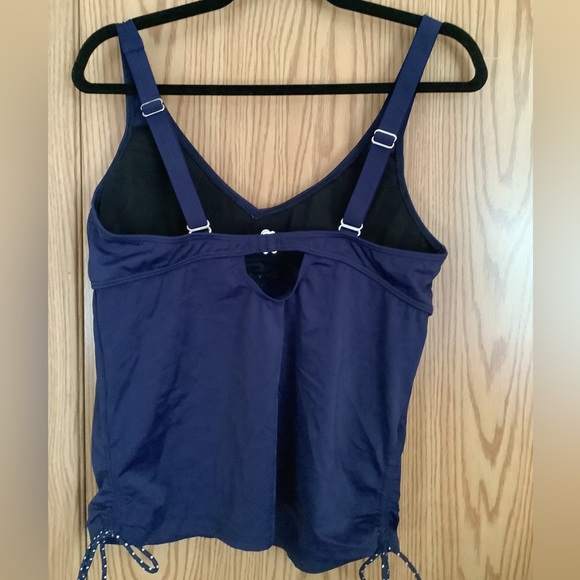 🍉 Venus tankini top 14 EUC adjustable straps navy white polka dot defined waist - Picture 2 of 5